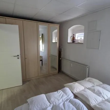 Neu! Am Schanzenbach Daire *